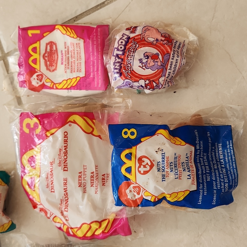 Vtg 32 Happy Meal Toys Late 1990s McDonald's Burger King Taco Bell Chick-fil-A - Picture 7 of 9